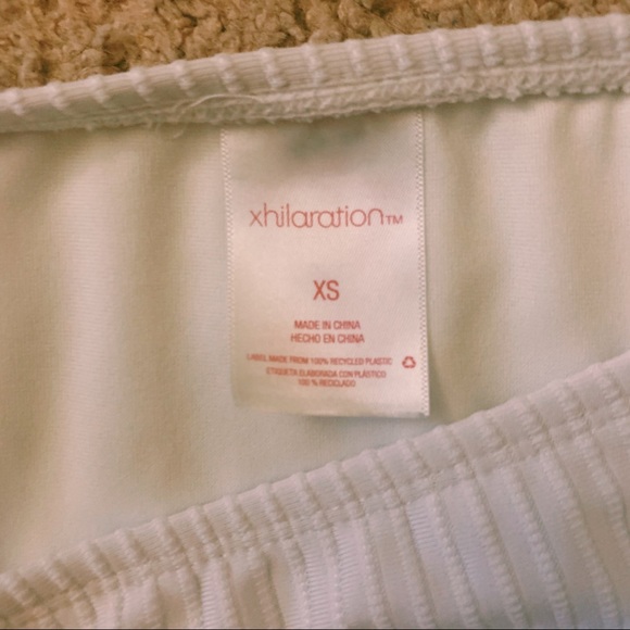 SOLD ON DEPOP🚫Underwire Scrunch-Tie BikiniTop - Picture 4 of 6